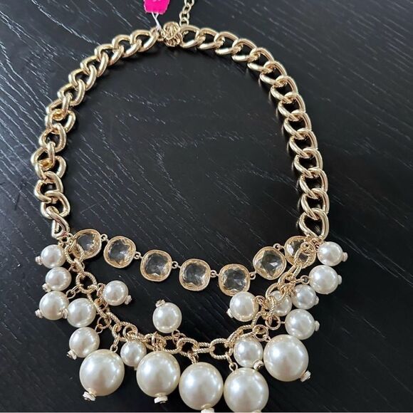 Lilly Pulitzer Pink Palms, Pearl Necklace. - Picture 6 of 6